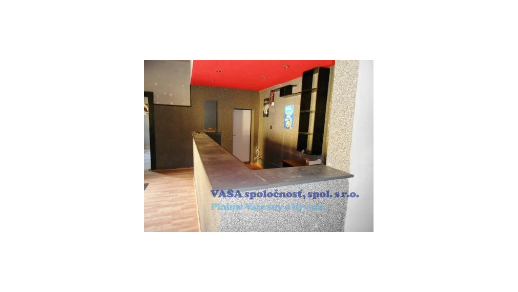 Na predaj multifunkčná budova v centre Hnúšti