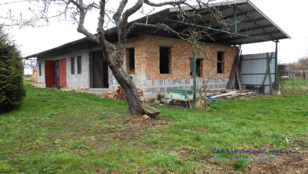 Novostavba s veľkým pozemkom, v STARNI, pri Tornali, okr. Revúca