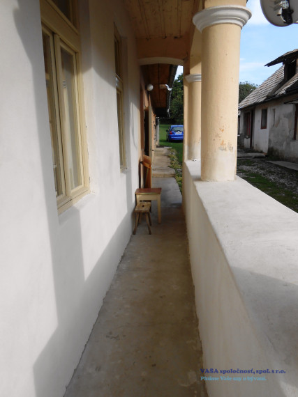 Rodinný dom - usadlosť v obci Hostišovce, okr. Rim. Sobota