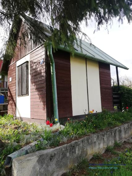 Predám chatku s pozemkom v Rimavskej Sobote-Vinica