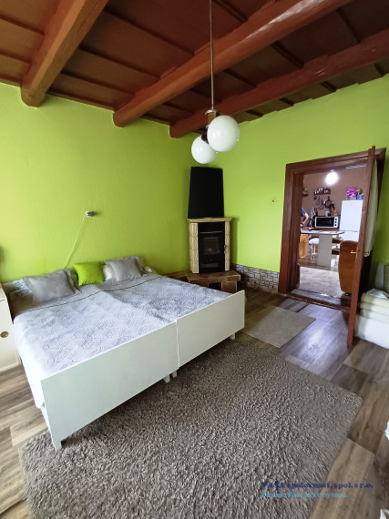 Na predaj romantická chalupa v Rašiciach, okr. Revúca