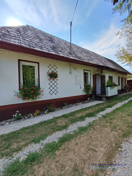 Na predaj romantická chalupa v Rašiciach, okr. Revúca