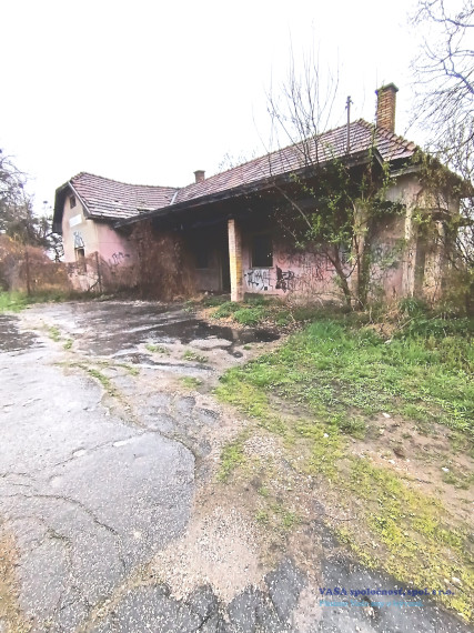 Ponúkame na predaj stavebný pozemok v Tisovci, 381 m2.