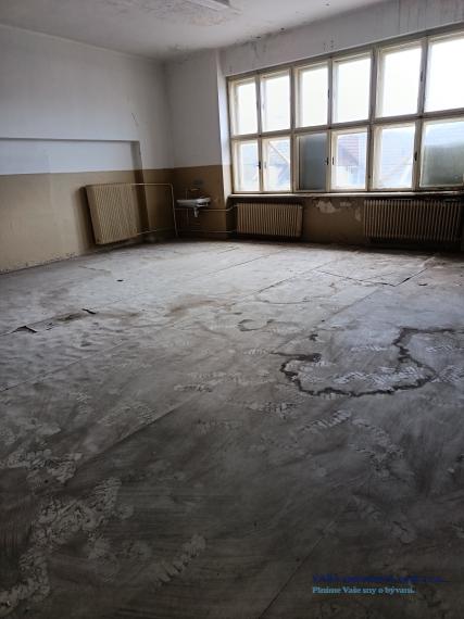 VÝRAZNÉ ZNÍŽENIE CENY!  Polyfunkčný objekt v Rimavskej Sobote