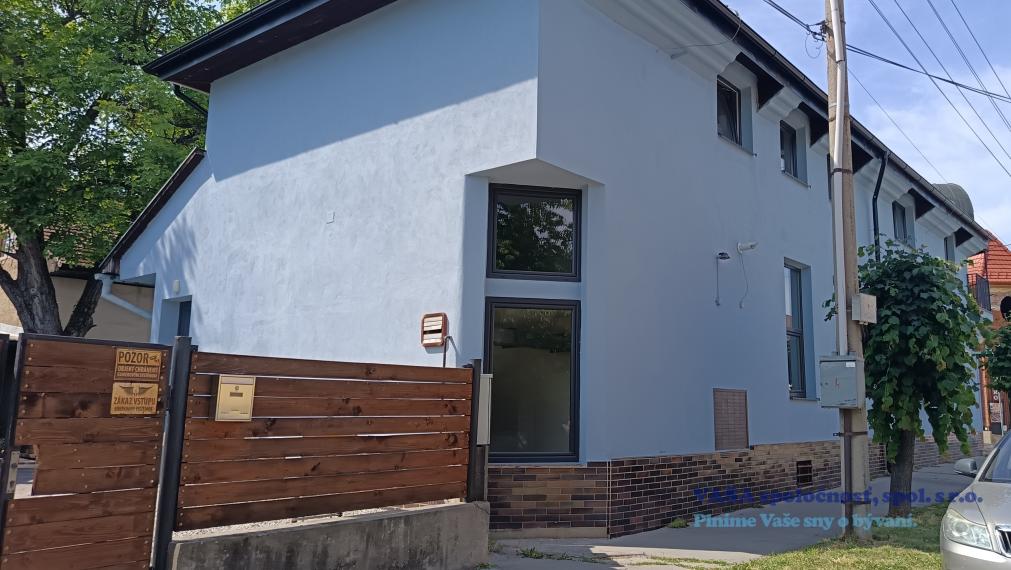 Na predaj Podnikateľská budova v Tornali, okr. Revúca