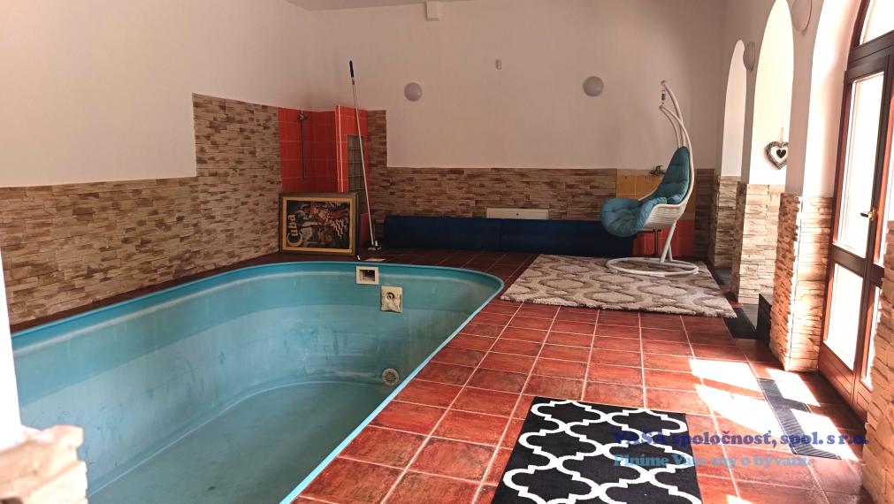 VÝRAZNÉ zníženie ceny! RD s bazénom v Tornali okr. Revúca