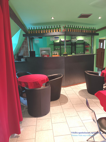 Funkčná podnikateľská budova na predaj v Blhovciach okr. Rim. Sobota