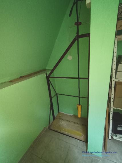 Funkčná podnikateľská budova na predaj v Blhovciach okr. Rim. Sobota