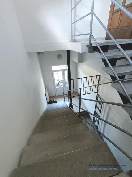 Funkčná podnikateľská budova na predaj v Blhovciach okr. Rim. Sobota