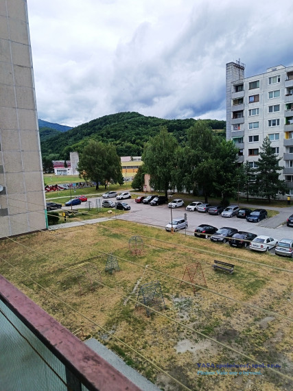 VÝRAZNÉ ZNÍŽENIE CENY! veľký slnečný 3- izb. byt v Revúcej