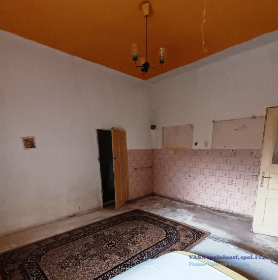 POZOR ! Znížená cena veľký 3-izb. rodinný dom v Rimavskej Seči