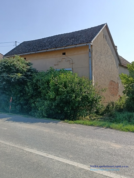 POZOR ! Znížená cena veľký 3-izb. rodinný dom v Rimavskej Seči