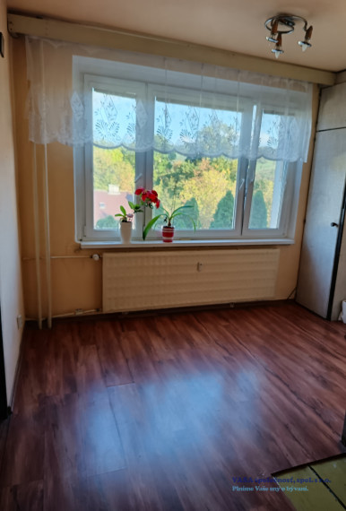 Na predaj veľký až 84 m2 byt v Hnúšti, okr. Rim. Sobota