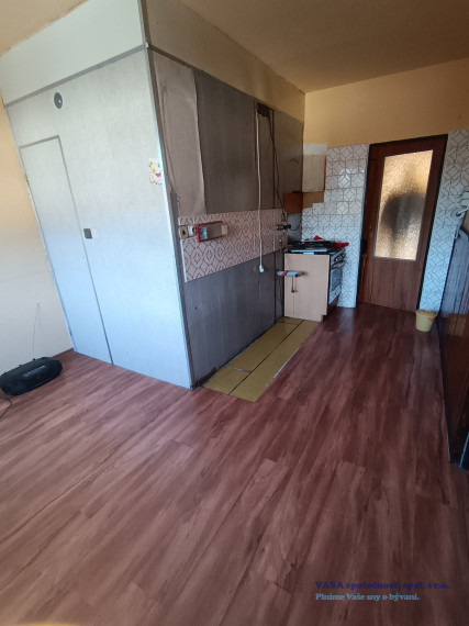 Na predaj veľký až 84 m2 byt v Hnúšti, okr. Rim. Sobota