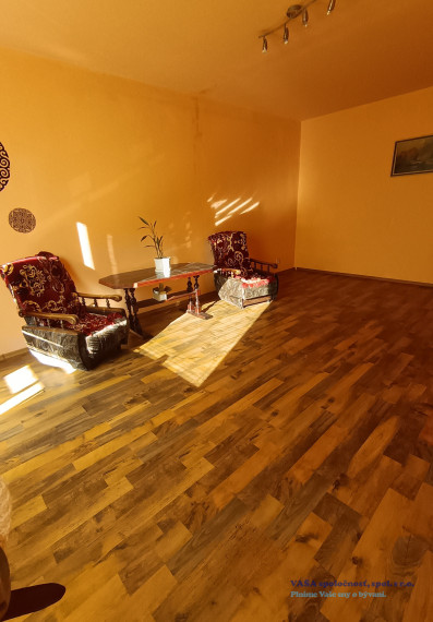 Na predaj veľký až 84 m2 byt v Hnúšti, okr. Rim. Sobota