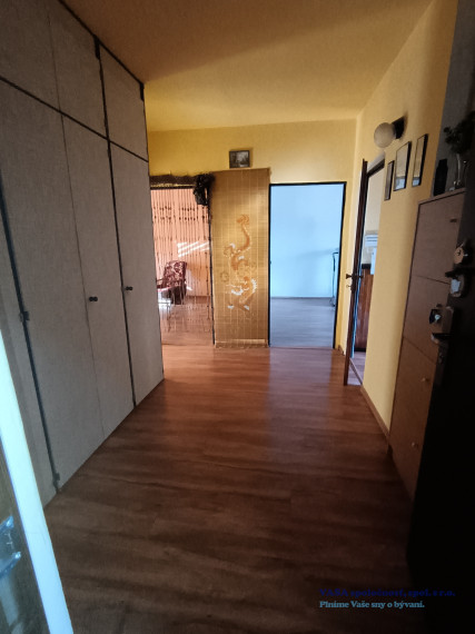 Na predaj veľký až 84 m2 byt v Hnúšti, okr. Rim. Sobota