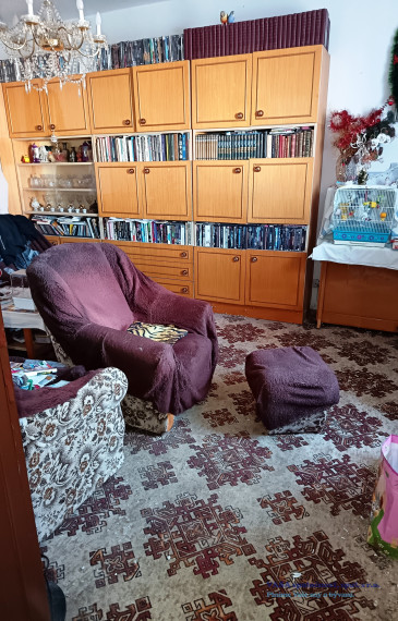 Veľký dvojgeneračný byt na predaj v Rim. Sobote