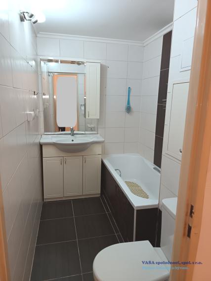 Veľký slnečný 2- izb. byt v Lučenci - Opatová