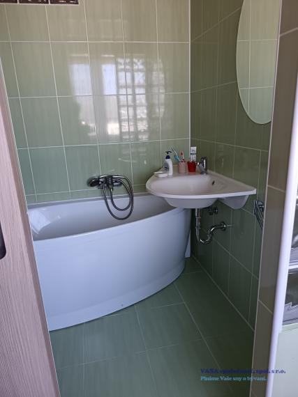 Na predaj pekný veľký 3- izb. byt v Hnúšti