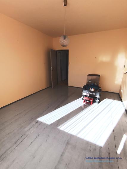 Na predaj pekný veľký 3- izb. byt v Hnúšti