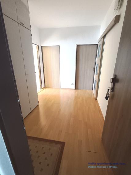 Na predaj pekný veľký 3- izb. byt v Hnúšti