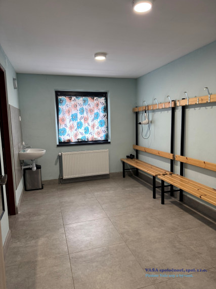 ZNÍŽENÁ CENA! PODNIKATEĽSKÝ OBJEKT v TORNALI