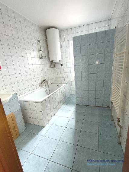 Na predaj je veľký RD blízko Rimavskej Soboty