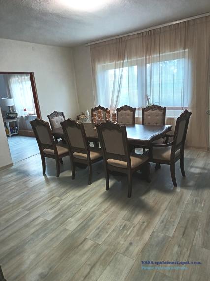 Na predaj veľký zrekonštruovaný RD v obci Holiša, okr. Lučenec