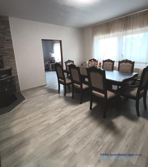 Na predaj veľký zrekonštruovaný RD v obci Holiša, okr. Lučenec
