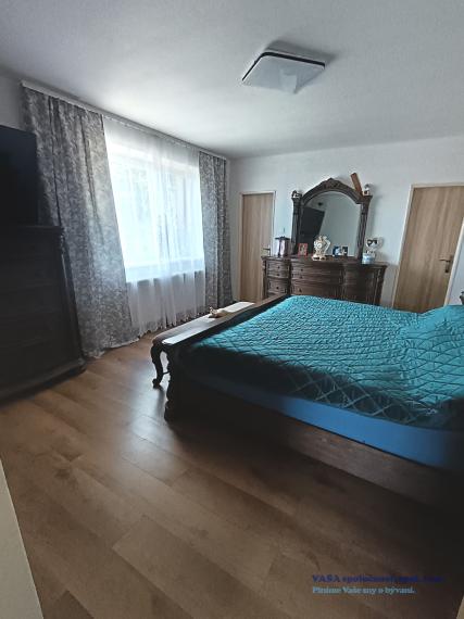 Na predaj veľký zrekonštruovaný RD v obci Holiša, okr. Lučenec