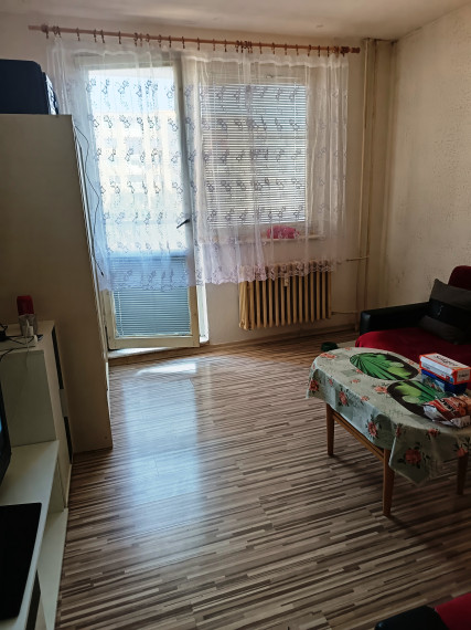 Na predaj zachovalý 2-izbový byt v Revúcej