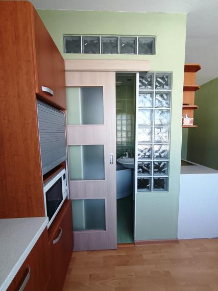 Na predaj pekný veľký 3- izb. byt v Hnúšti