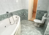 Na predaj je zrekonštruovaný 3- izb. byt v centre Rimavskej Soboty - fotografia 13