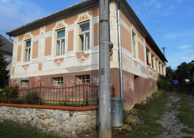 Rodinný dom - usadlosť v obci Hostišovce, okr. Rim. Sobota