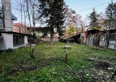 SÚRNE NA PREDAJ! - stavebný pozemok s RD v Rimavskej Sobote