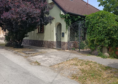 ZNÍŽILI sme cenu o 30.000 Eur,  RD s bazénom v Tornali okr. Revúca