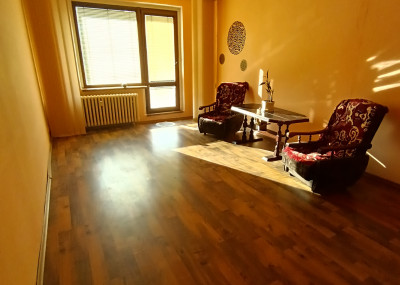 Na predaj veľký až 84 m2 byt v Hnúšti, okr. Rim. Sobota