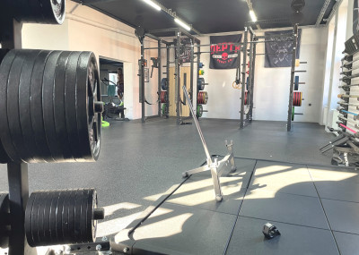 ZNÍŽENÁ CENA! PODNIKATEĽSKÝ OBJEKT v TORNALI