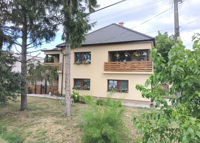 Na predaj veľký zrekonštruovaný RD v obci Holiša, okr. Lučenec