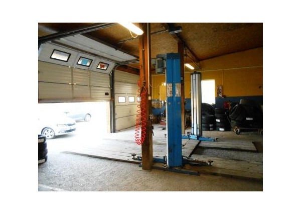 POZOR znížená cena- pneuservis na predaj v Rožňave