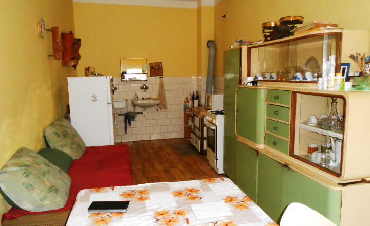 Rodinný dom - usadlosť v obci Hostišovce, okr. Rim. Sobota - fotografia 7