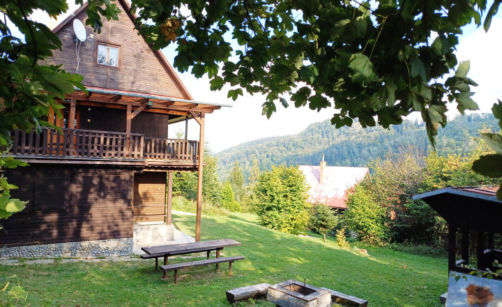 Chata pre 12 osôb pri Ochtinskej aragonitovej jaskyni okr. Rožňava - fotografia 7