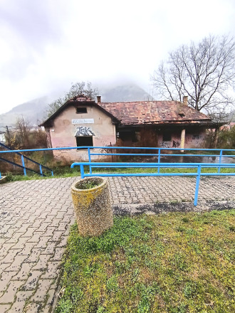 Ponúkame na predaj stavebný pozemok v Tisovci, 381 m2. - fotografia 1
