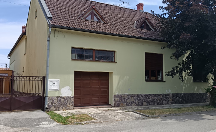 ZNÍŽILI sme cenu o 30.000 Eur,  RD s bazénom v Tornali okr. Revúca
