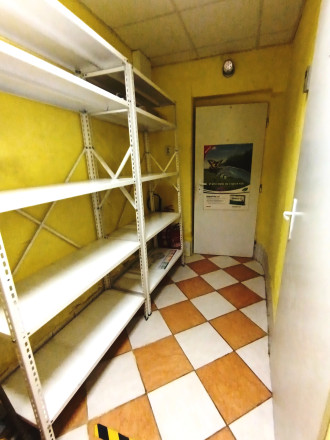 Na predaj podnikateľská budova v Hosticiach, okr. Rimavská Sobota - fotografia 8