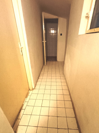 Na predaj podnikateľská budova v Hosticiach, okr. Rimavská Sobota - fotografia 11