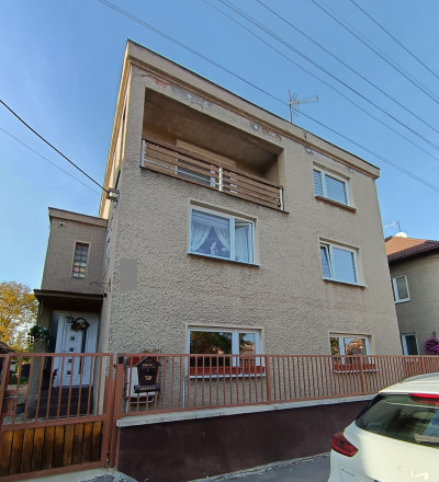 Na predaj veľký, zrekonštruovaný RD v Rimavskej Sobote
