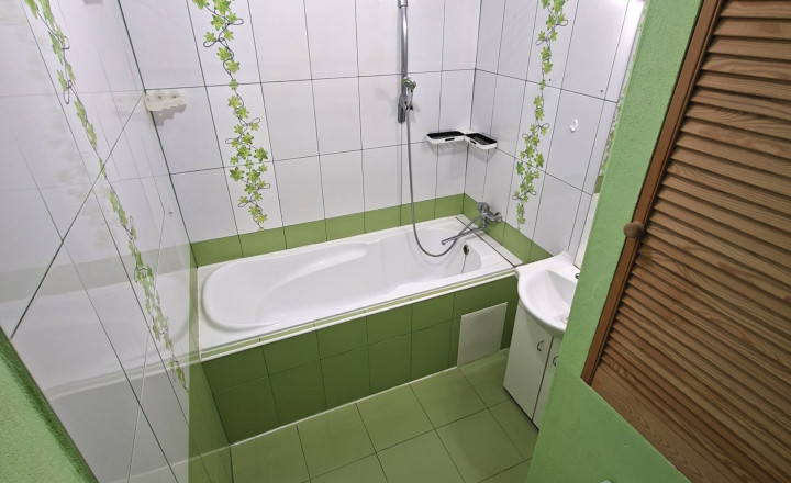 SÚRNE NA PREDAJ! Moderný, zrekonštruovaný 2-izb. byt na ul. Hostinského v Rim. Sobote - fotografia 9